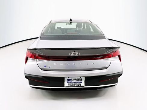 New 2025 Hyundai Elantra SEL w/ Cargo Package image 6