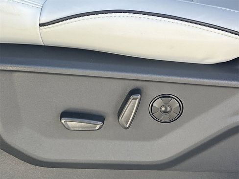 New 2025 Ford Expedition Platinum w/ Platinum Ultimate Package image 19