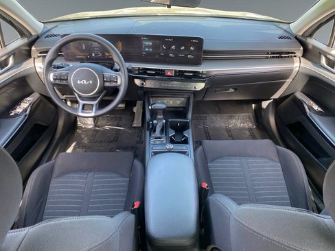 Used 2025 Kia K5 LXS FWD image 10