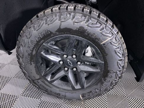 New 2026 Chevrolet Silverado 1500 Custom Trail Boss AWD/4WD image 14