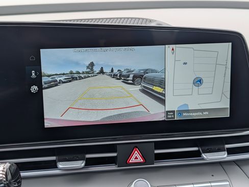 New 2026 Hyundai Elantra SEL FWD image 15