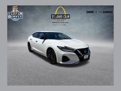 Used 2023 Nissan Maxima SV w/ Floor Mat Group