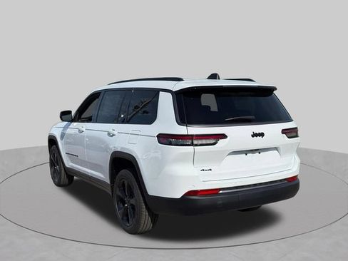 New 2026 Jeep Grand Cherokee L Limited w/ Limited Altitude Package AWD/4WD image 8