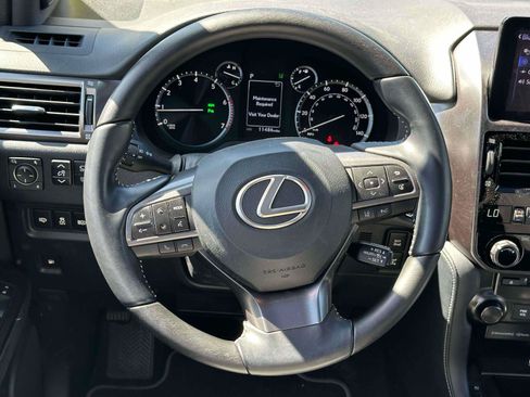 Used 2023 Lexus GX 460 w/ Black Line Special Edition AWD/4WD image 12
