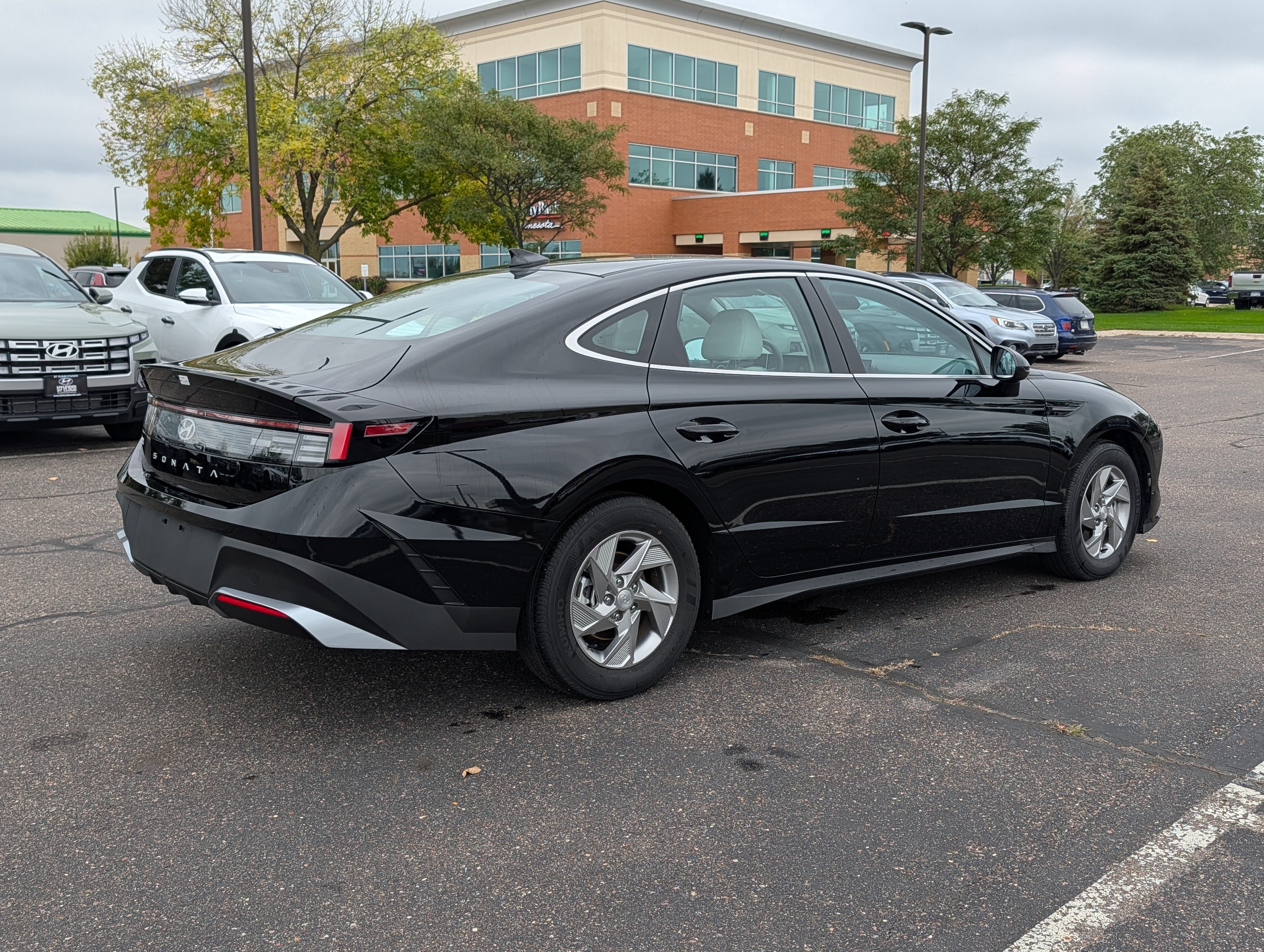 Used 2025 Hyundai Sonata SE FWD image 5