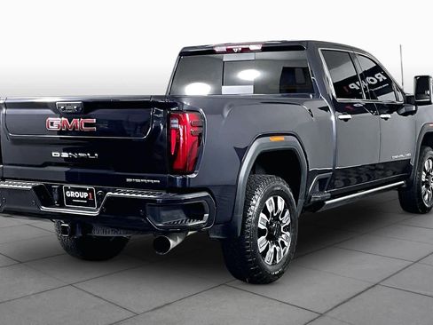 Used 2024 GMC Sierra 2500 Denali w/ Denali Reserve Package AWD/4WD image 13