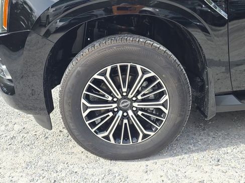 New 2026 Nissan Armada SL w/ Captain's Chari Seat Package image 36