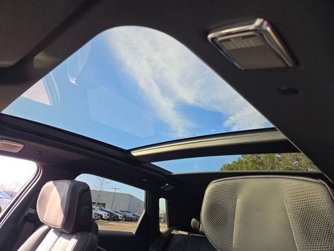 New 2026 Cadillac Lyriq Signature Sport image 27