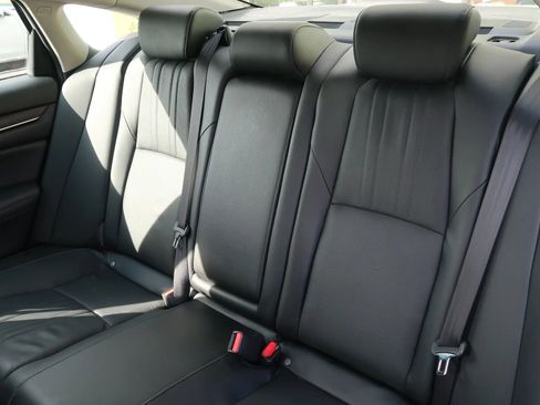 Used 2021 Honda Accord EX-L image 17