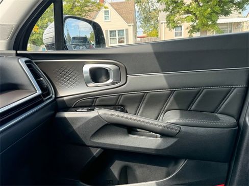 Certified 2024 Kia Sorento SX image 38