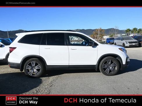 Certified 2022 Honda Pilot Sport image 5