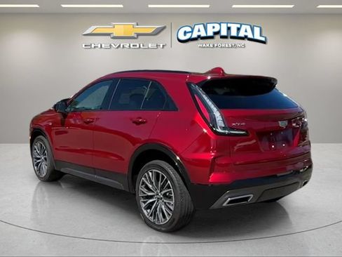 Used 2024 Cadillac XT4 Sport FWD image 3