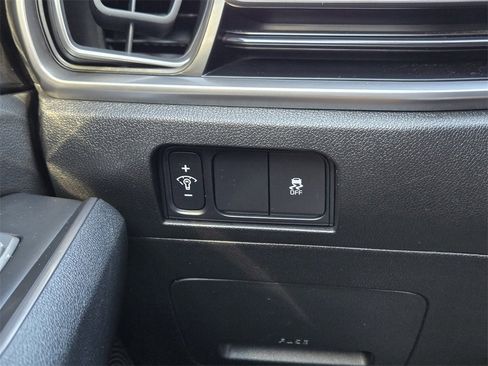 Certified 2024 Kia Sorento S image 23