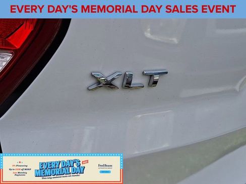 Used 2016 Ford Explorer XLT w/ Equipment Group 202A AWD/4WD image 11