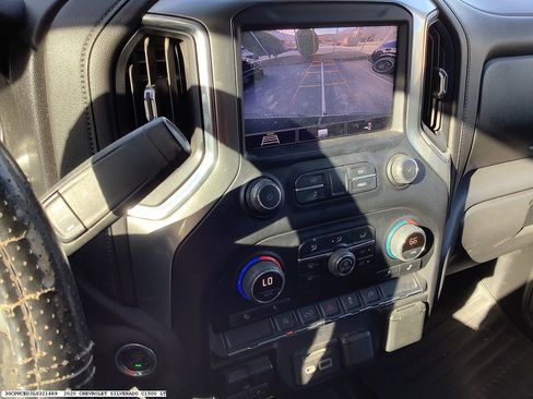 Used 2020 Chevrolet Silverado 1500 LT w/ Texas Edition image 9