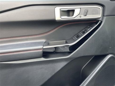 Used 2023 Ford Explorer ST-Line w/ Class IV Trailer Tow Package image 19