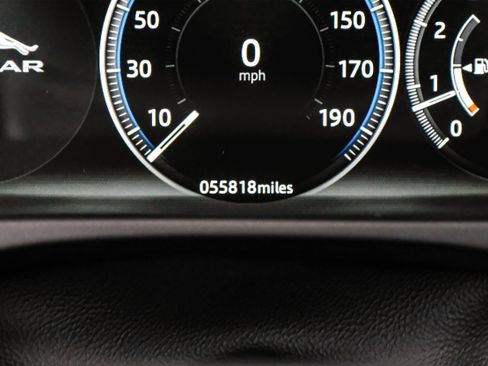 Used 2017 Jaguar XF S image 20