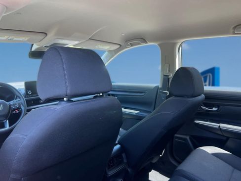 Used 2024 Honda CR-V LX image 31