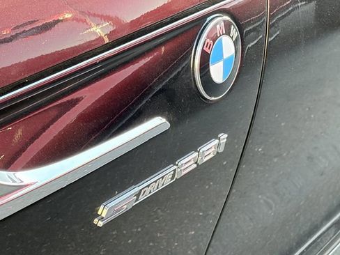 Used 2014 BMW Z4 sDrive28i image 3