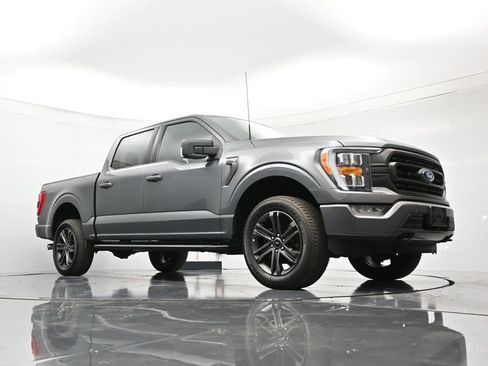 Used 2022 Ford F150 XLT w/ Equipment Group 302A High image 39