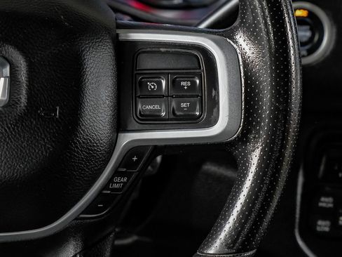 Used 2022 RAM 2500 Big Horn AWD/4WD image 19