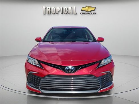 Used 2022 Toyota Camry LE image 7