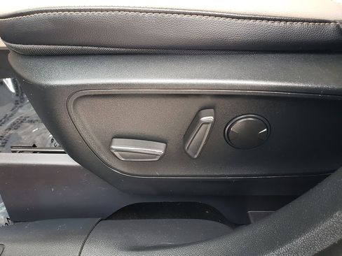 Certified 2021 Ford Escape SEL AWD/4WD image 21