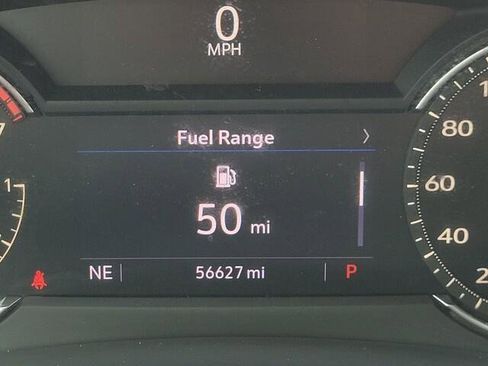 Used 2023 Cadillac XT4 Luxury w/ Cold Weather Package image 14