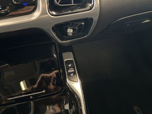 Certified 2023 Kia Sorento SX Prestige AWD/4WD image 14
