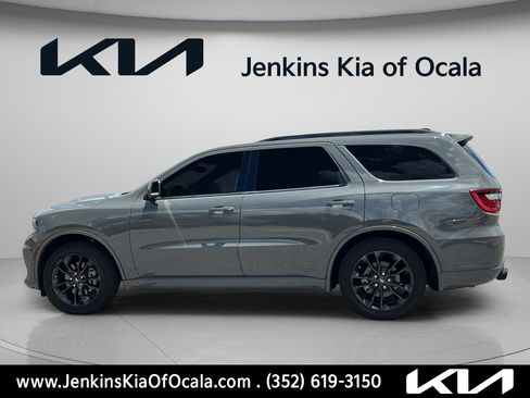 Used 2023 Dodge Durango R/T RWD image 7