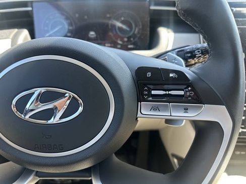 Used 2024 Hyundai Tucson Limited image 21