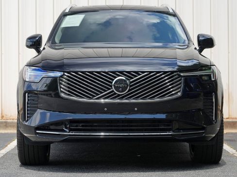 Used 2025 Volvo XC90 B5 Ultra w/ Protection Package Premier AWD/4WD image 7