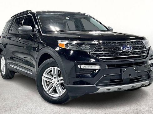 Used 2023 Ford Explorer XLT w/ Equipment Group 202A image 1