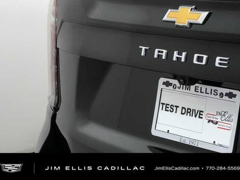 Used 2025 Chevrolet Tahoe LT RWD image 37