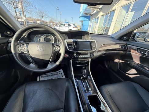 Used 2017 Honda Accord EX-L image 7