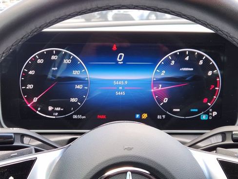 Used 2025 Mercedes-Benz C 300 Sedan image 12