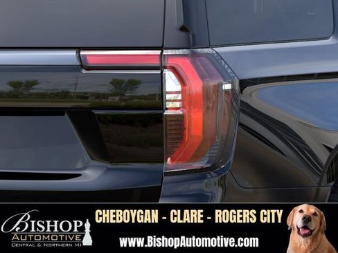 New 2026 GMC Yukon XL AT4 w/ AT4 Premium Plus Package AWD/4WD image 11