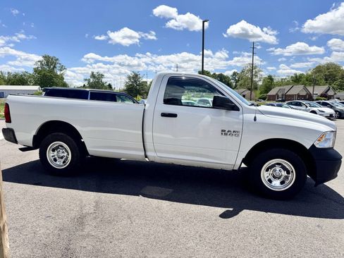 Used 2014 RAM 1500 Tradesman AWD/4WD image 6
