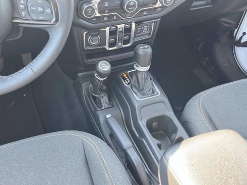 Certified 2025 Jeep Wrangler Unlimited Sport AWD/4WD image 14