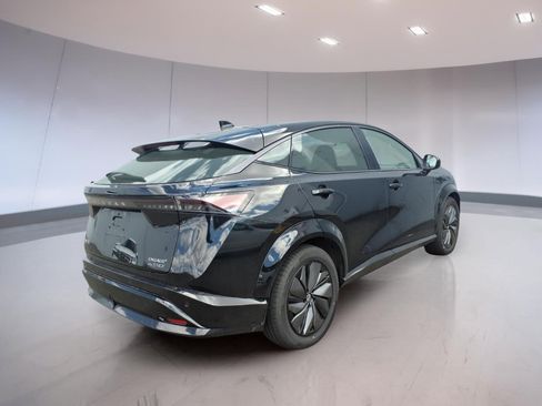 Used 2025 Nissan Ariya AWD image 4