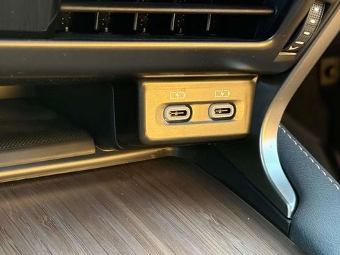 Used 2023 Lexus RX 350 Premium image 25