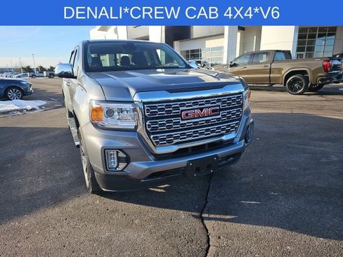 Used 2022 GMC Canyon Denali image 3