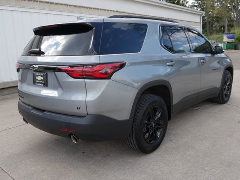 Used 2023 Chevrolet Traverse LT w/ Midnight/Sport Edition AWD/4WD image 7