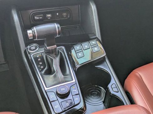 Used 2024 Kia Sportage SX image 14