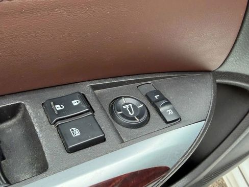 Used 2016 Acura TLX w/ Technology Package FWD image 22