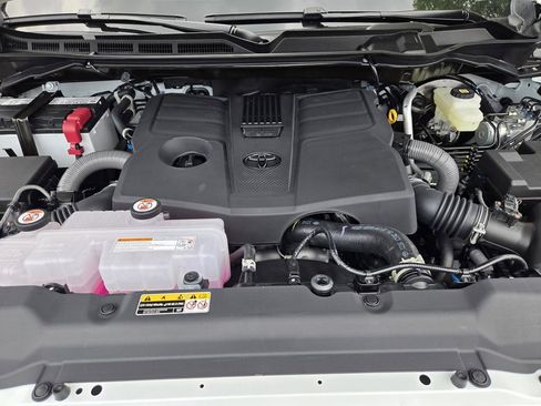 New 2026 Toyota Tundra SR5 AWD/4WD image 20