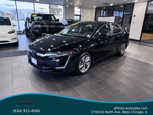 Used 2018 Honda Clarity Touring image 1