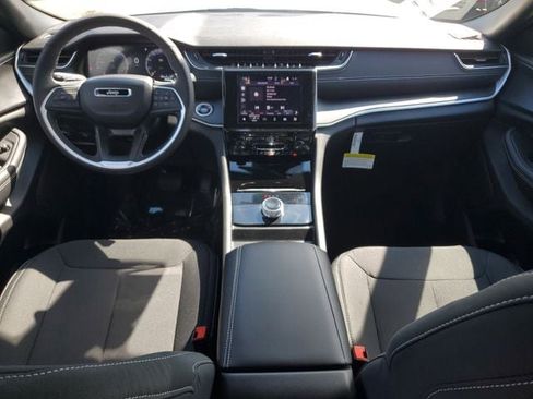 New 2026 Jeep Grand Cherokee Laredo X image 18