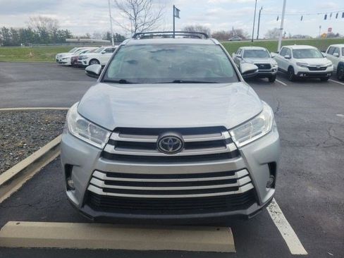 Used 2019 Toyota Highlander XLE image 8