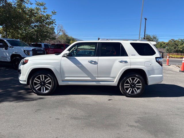 Used 2017 Toyota 4Runner Limited AWD/4WD image 5